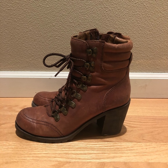 Lucky Brand lace up boots - Picture 5 of 9